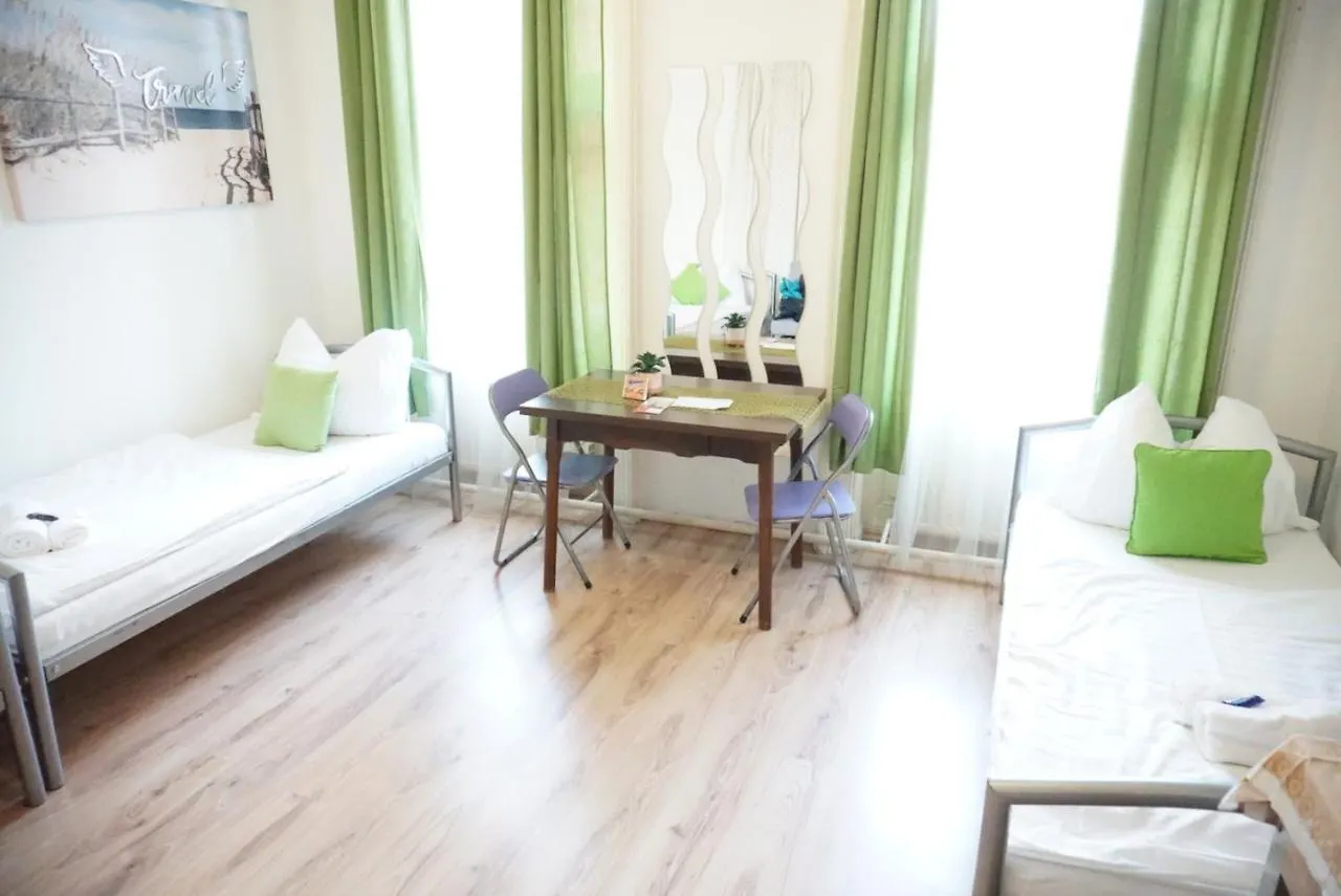 Habitación en casa particular Contactless Check-In Room4You Waehring Viena